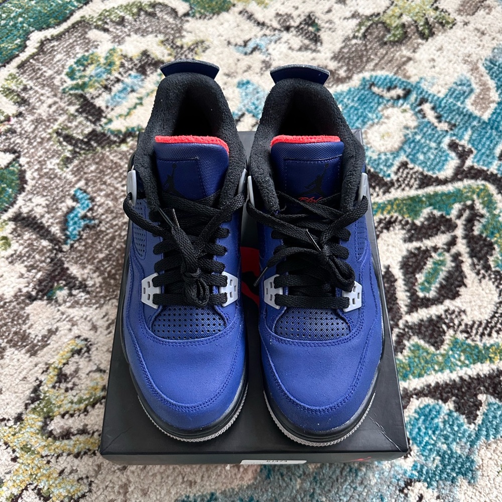 Jordan 4 Winterized Loyal Blue GS 

Boys 7y
Womens 8.5
